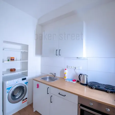 Cozy Apartment Close To Palmovka Prague Exterior photo