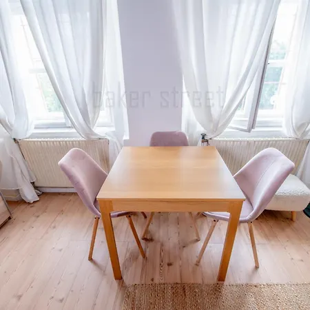Cozy Apartment Close To Palmovka Prague Exterior photo