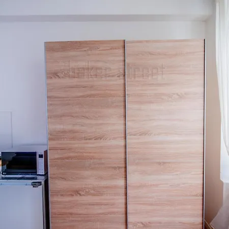 Cozy Apartment Close To Palmovka Prague Exterior photo